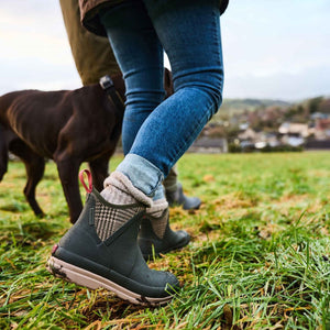 Women's Muck Originals Pull-On Ankle Boots Moss Plaid Print